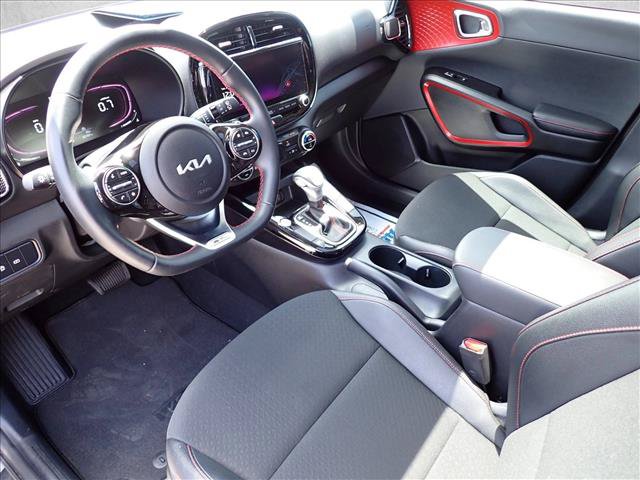 Used 2024 Kia Soul GT-Line FWD image 11