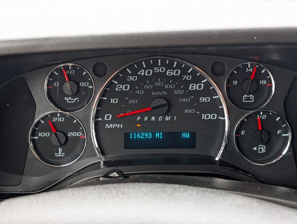 Used 2020 Chevrolet Express 3500 LT w/ LT Preferred Equipment Group RWD image 25