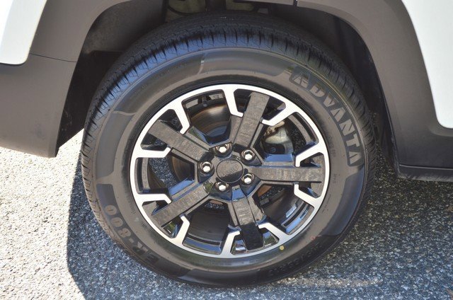 Used 2023 Jeep Renegade Latitude image 11