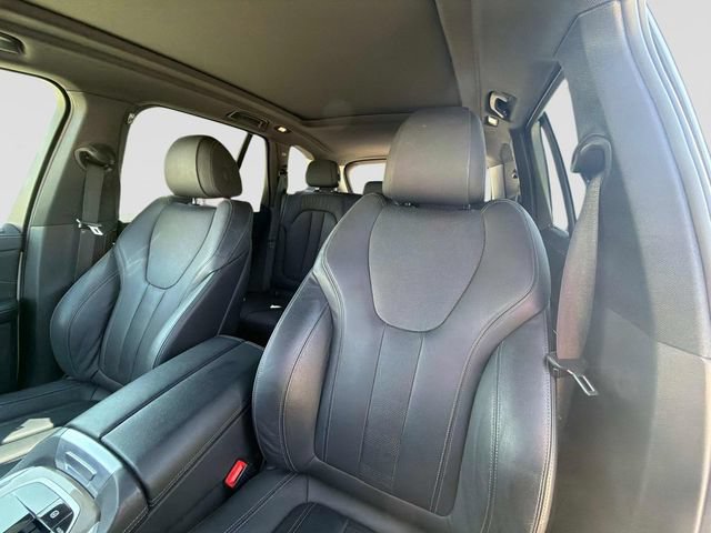 Used 2022 BMW X5 xDrive40i w/ M Sport Package AWD/4WD image 24