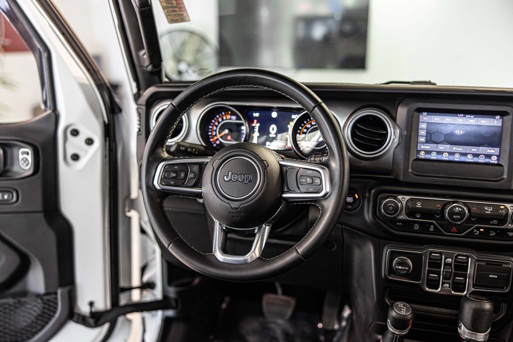 Used 2021 Jeep Wrangler Unlimited Sahara w/ Safety Group AWD/4WD image 32