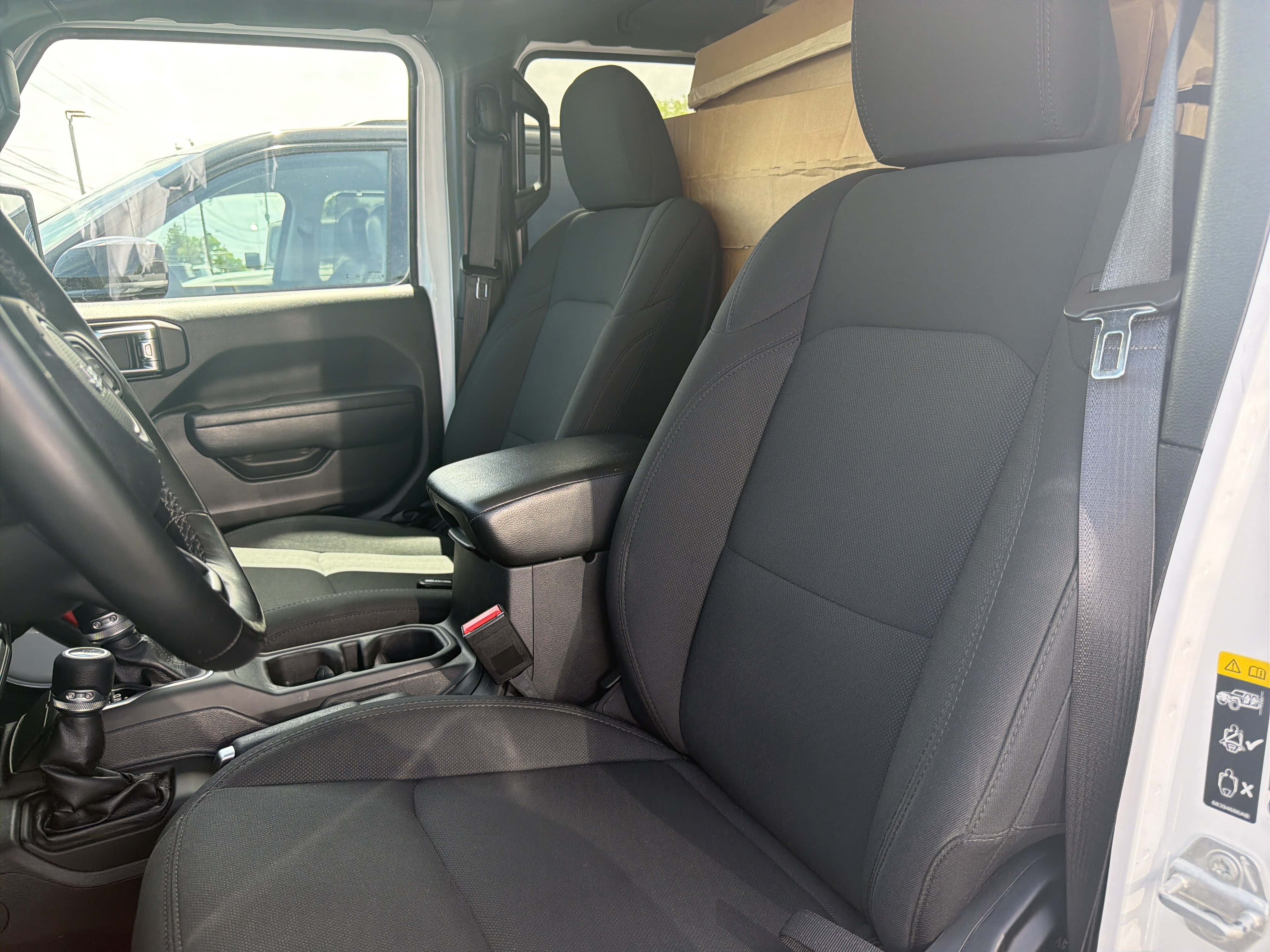 Used 2022 Jeep Wrangler Unlimited Willys AWD/4WD image 12