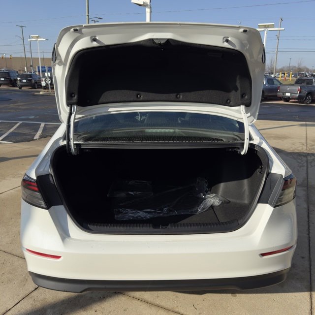 Certified 2025 Honda Accord SE image 12