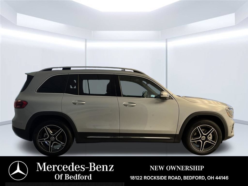 Used 2026 Mercedes-Benz GLB 250 4MATIC image 6