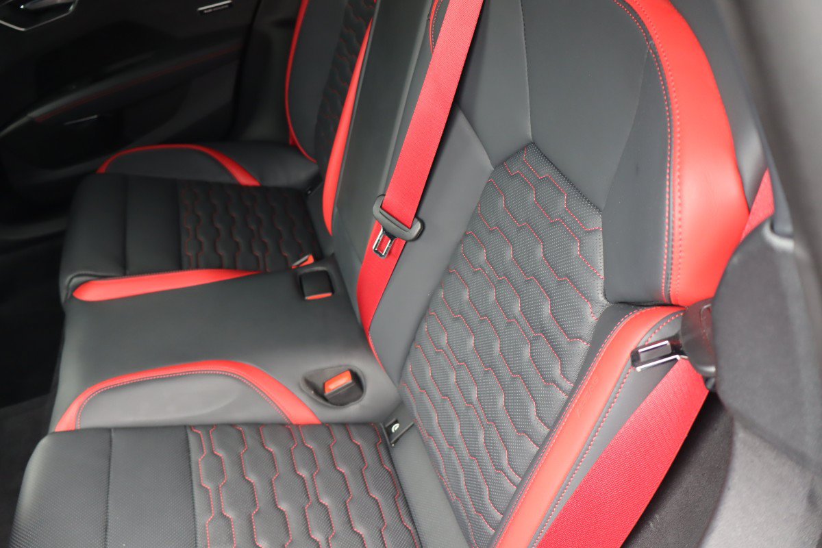 Used 2023 Audi RS e-tron GT AWD/4WD image 19