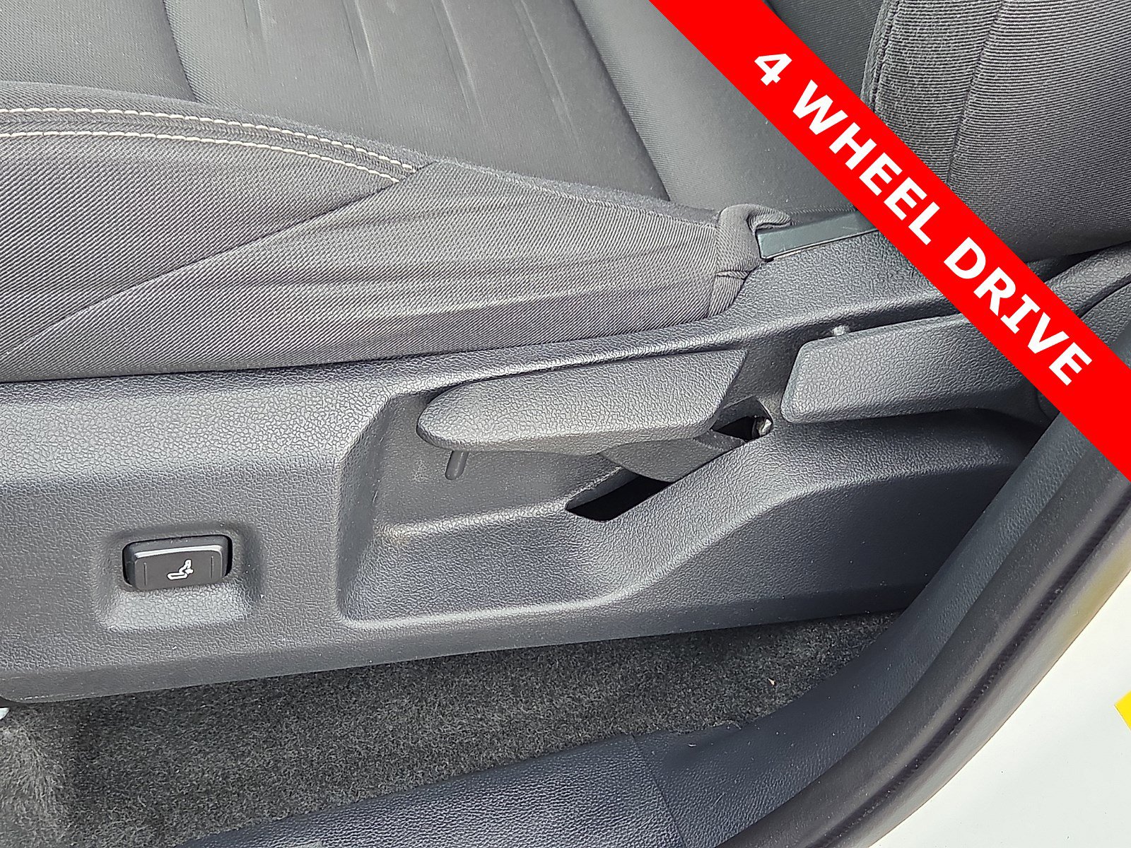 Used 2024 Toyota Tacoma TRD Off-Road image 14