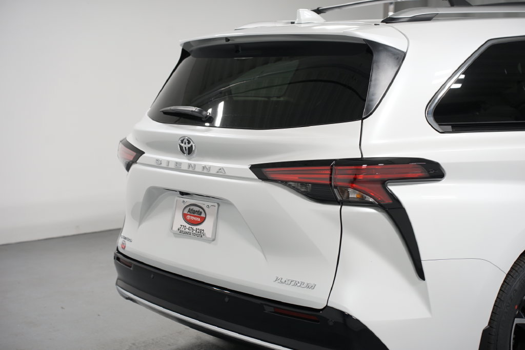New 2026 Toyota Sienna Platinum AWD/4WD image 9