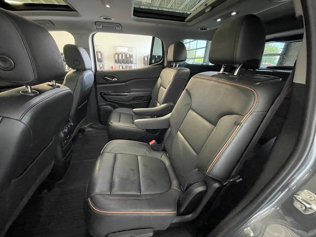 Used 2022 GMC Acadia AT4 w/ Technology Package AWD/4WD image 27