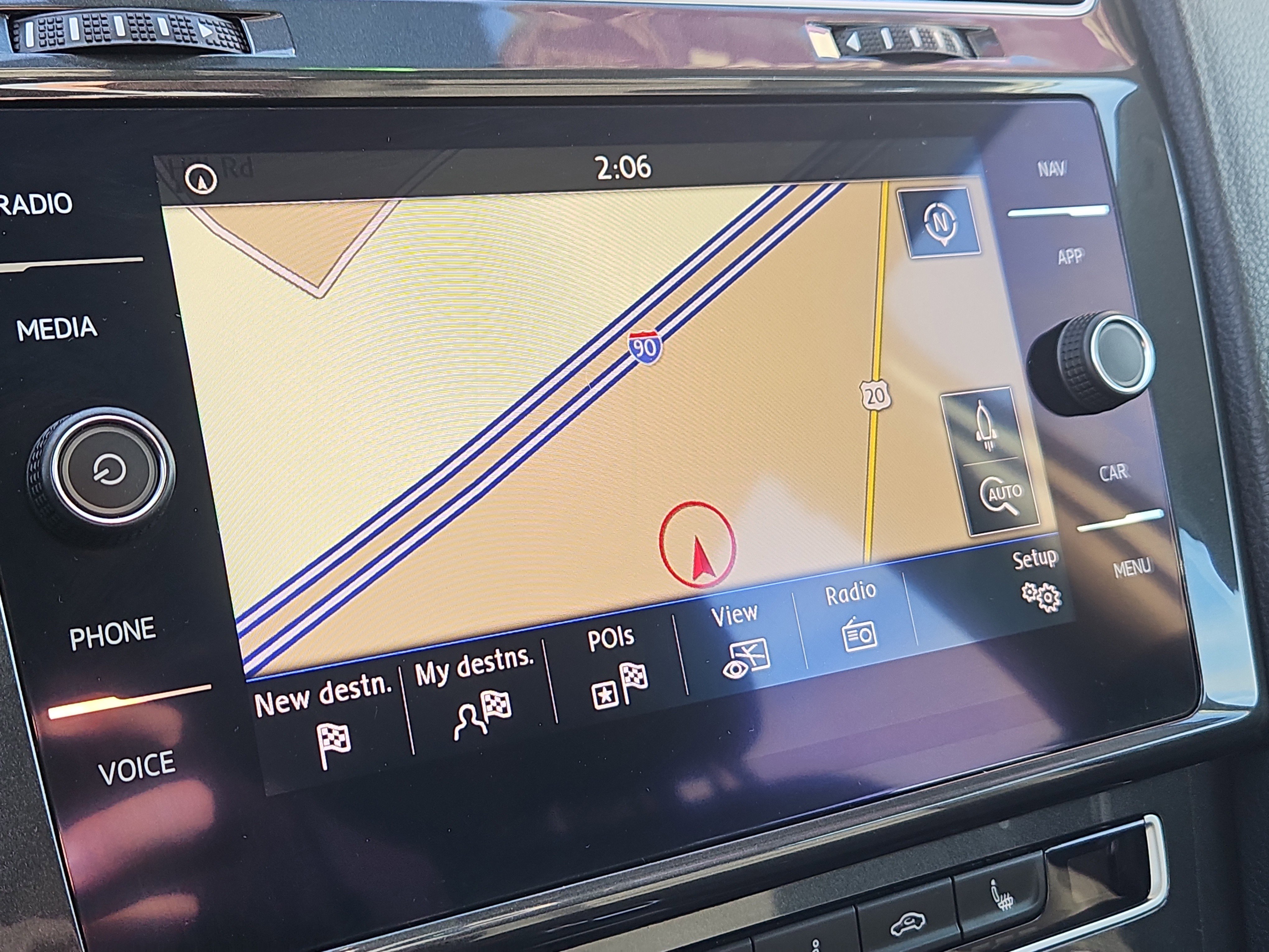 Used 2017 Volkswagen e-Golf SEL Premium image 10