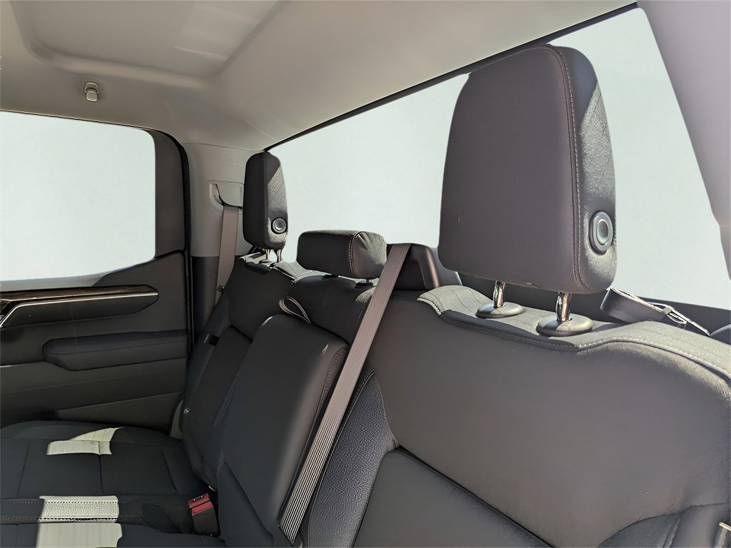 New 2026 GMC Sierra 1500 Elevation image 32