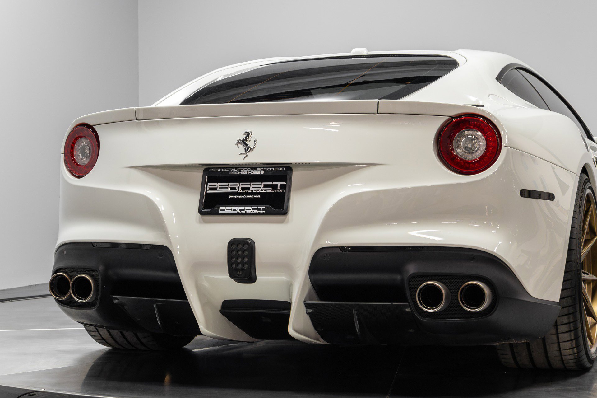 Used 2014 Ferrari F12 Berlinetta image 72