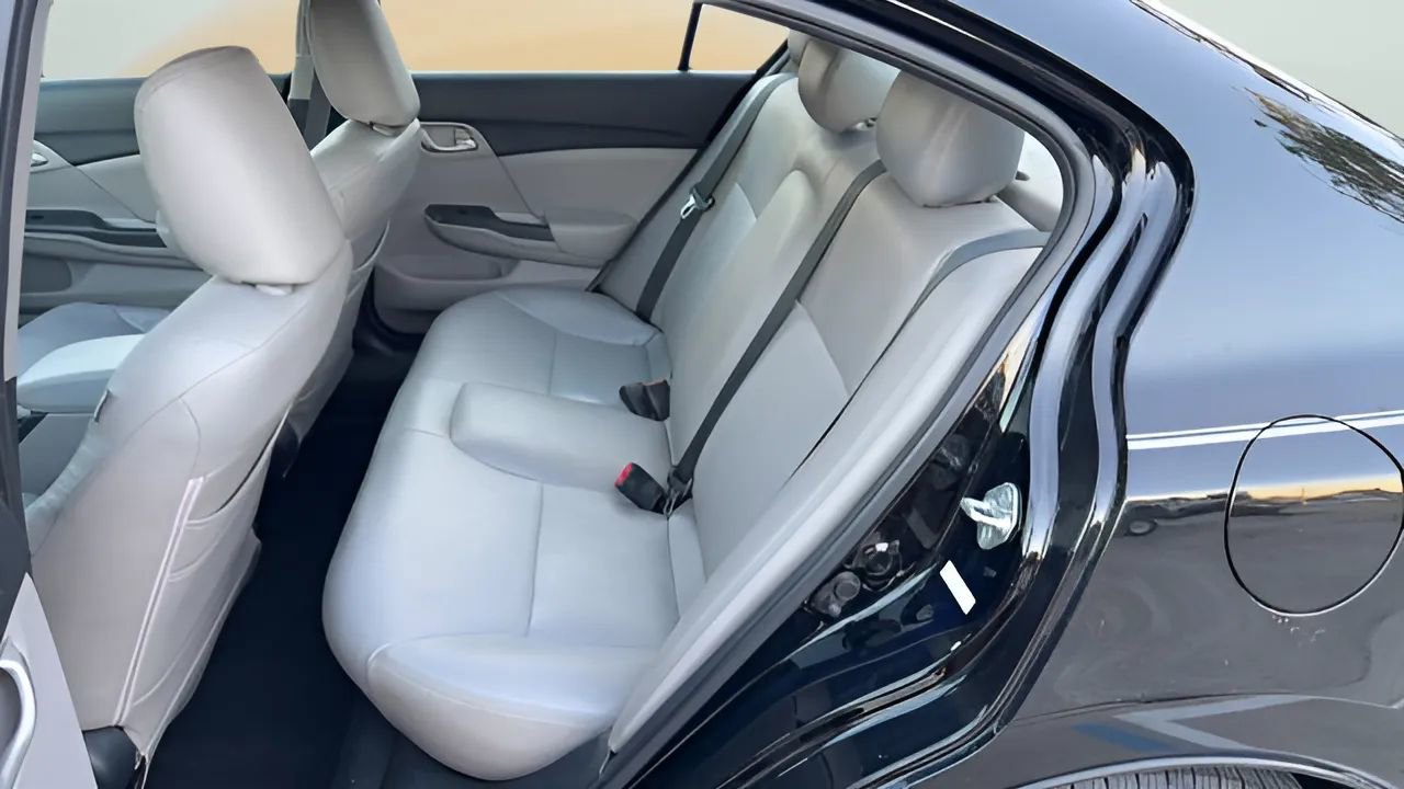 Used 2013 Honda Civic LX image 18