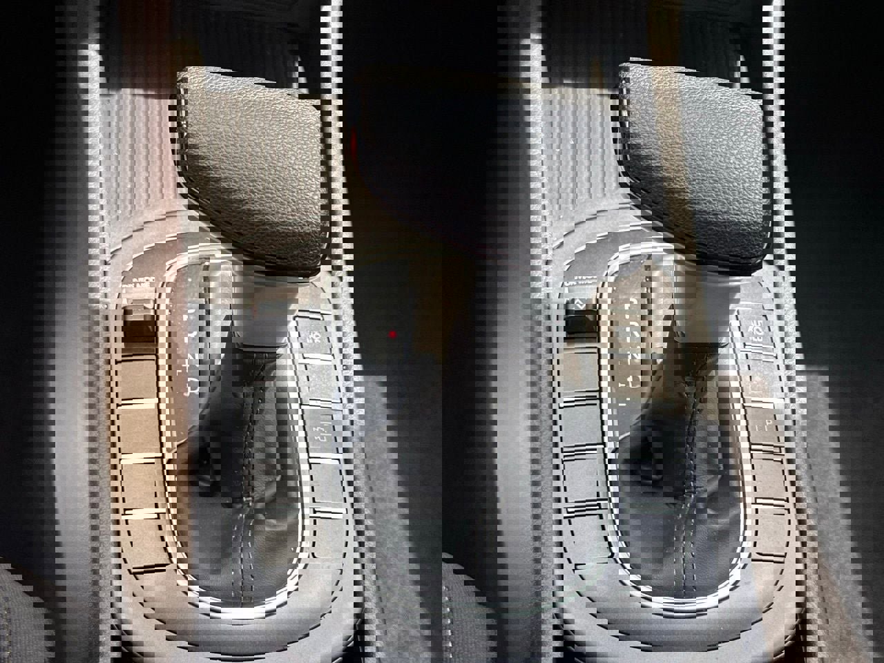 Used 2026 Hyundai Kona SE FWD image 32