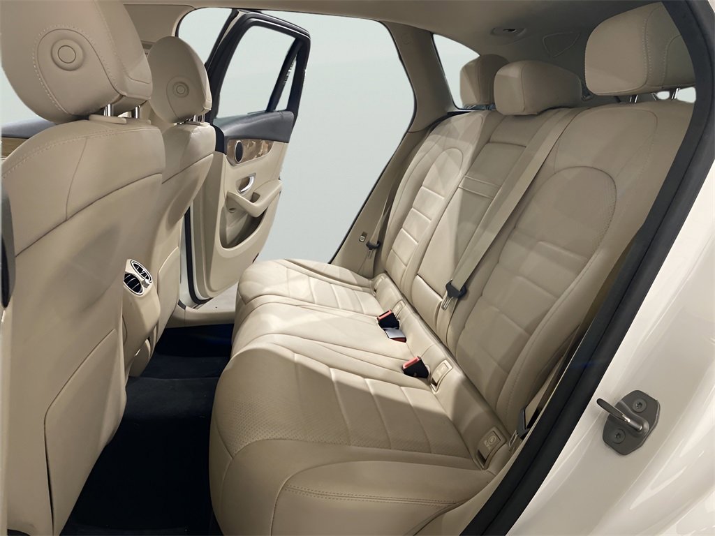 Used 2018 Mercedes-Benz GLC 300 image 10