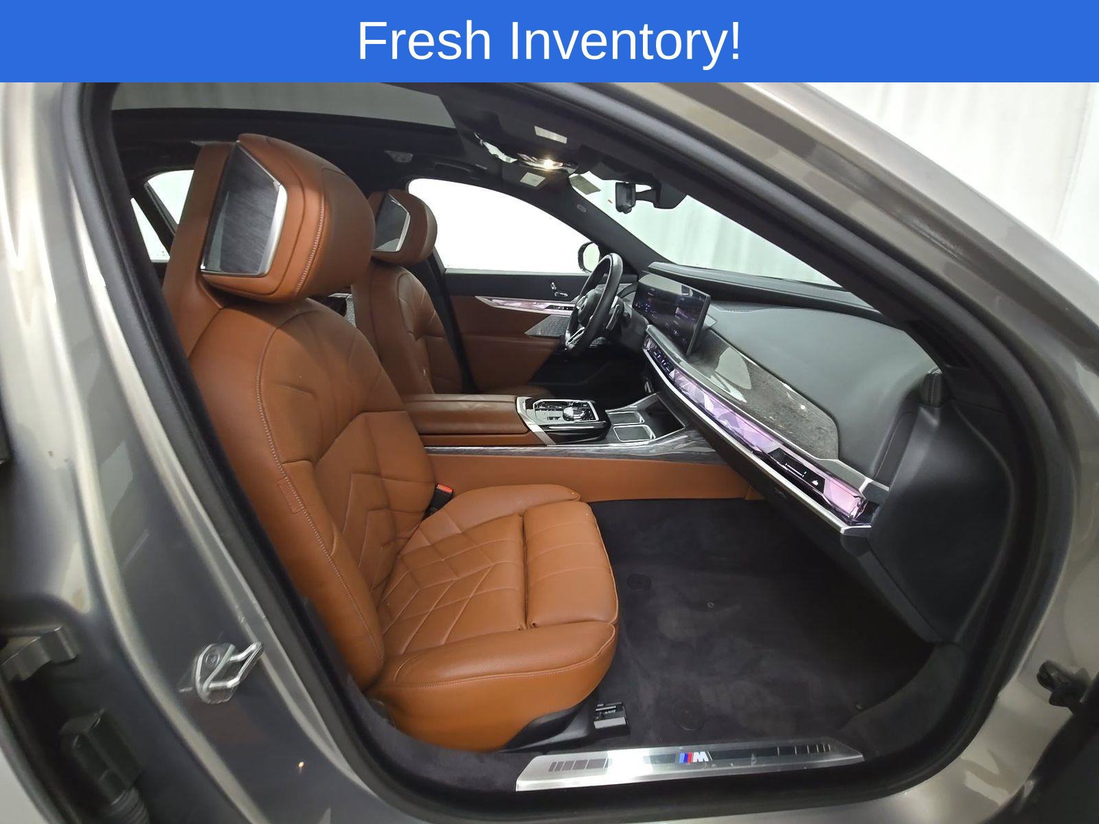 Used 2024 BMW 760i xDrive w/ Executive Package AWD/4WD image 20