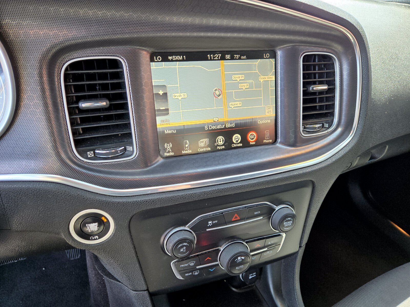 Used 2016 Dodge Charger SXT RWD image 17