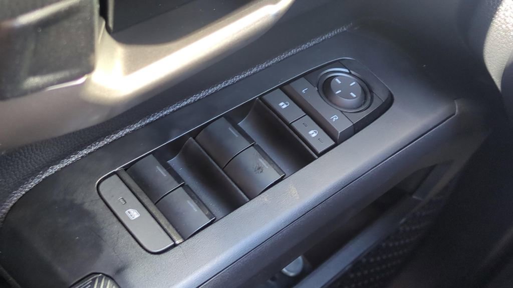 Used 2024 Toyota Tacoma TRD Sport image 18