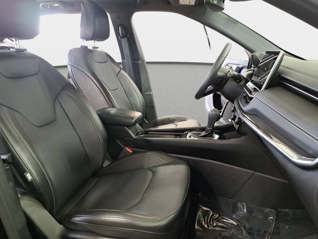 Certified 2023 Jeep Compass High Altitude AWD/4WD image 11