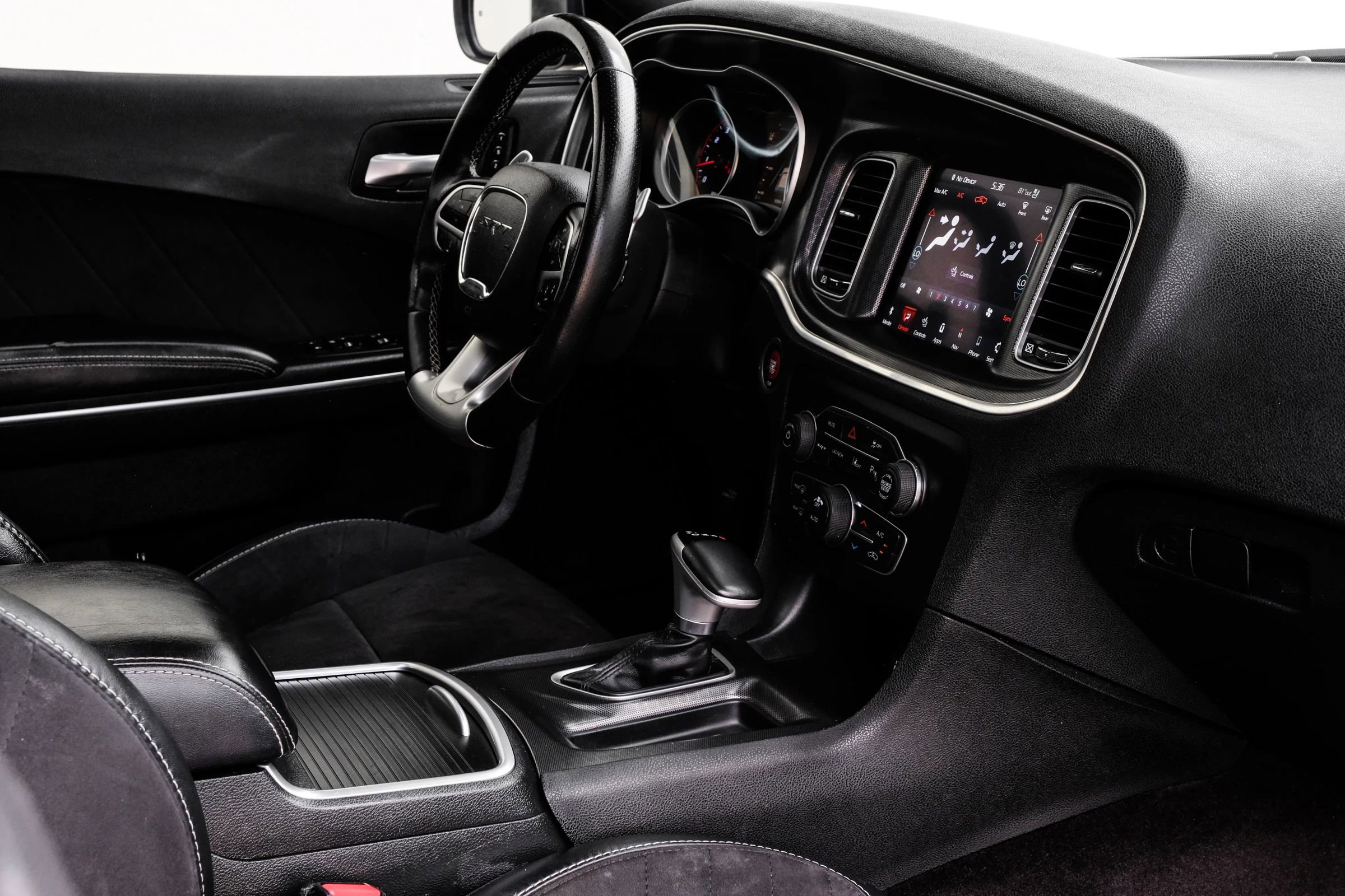 Used 2018 Dodge Charger SRT w/ Harman/Kardon Audio Group RWD image 26