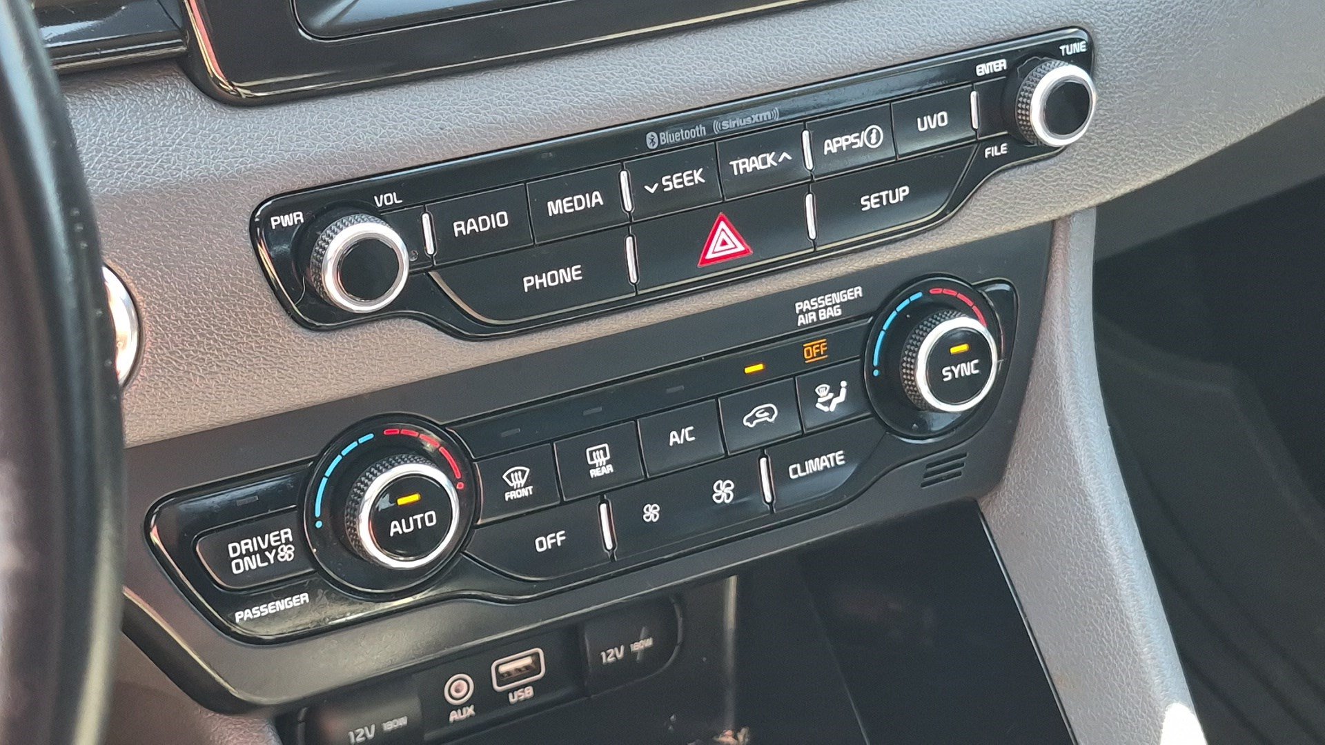 Used 2019 Kia Niro EX FWD image 22