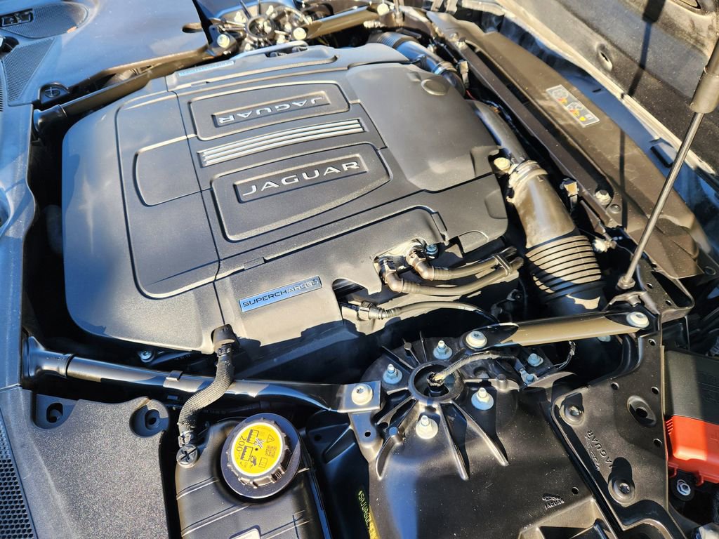 Used 2014 Jaguar F-TYPE S image 29