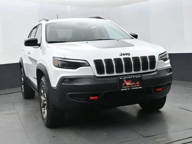 Used 2022 Jeep Cherokee Trailhawk w/ Technology Group B AWD/4WD image 3