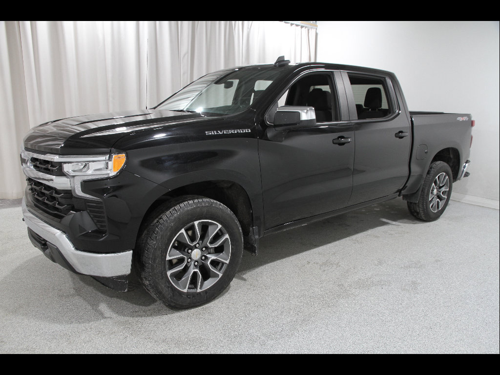 Certified 2023 Chevrolet Silverado 1500 LT AWD/4WD image 3