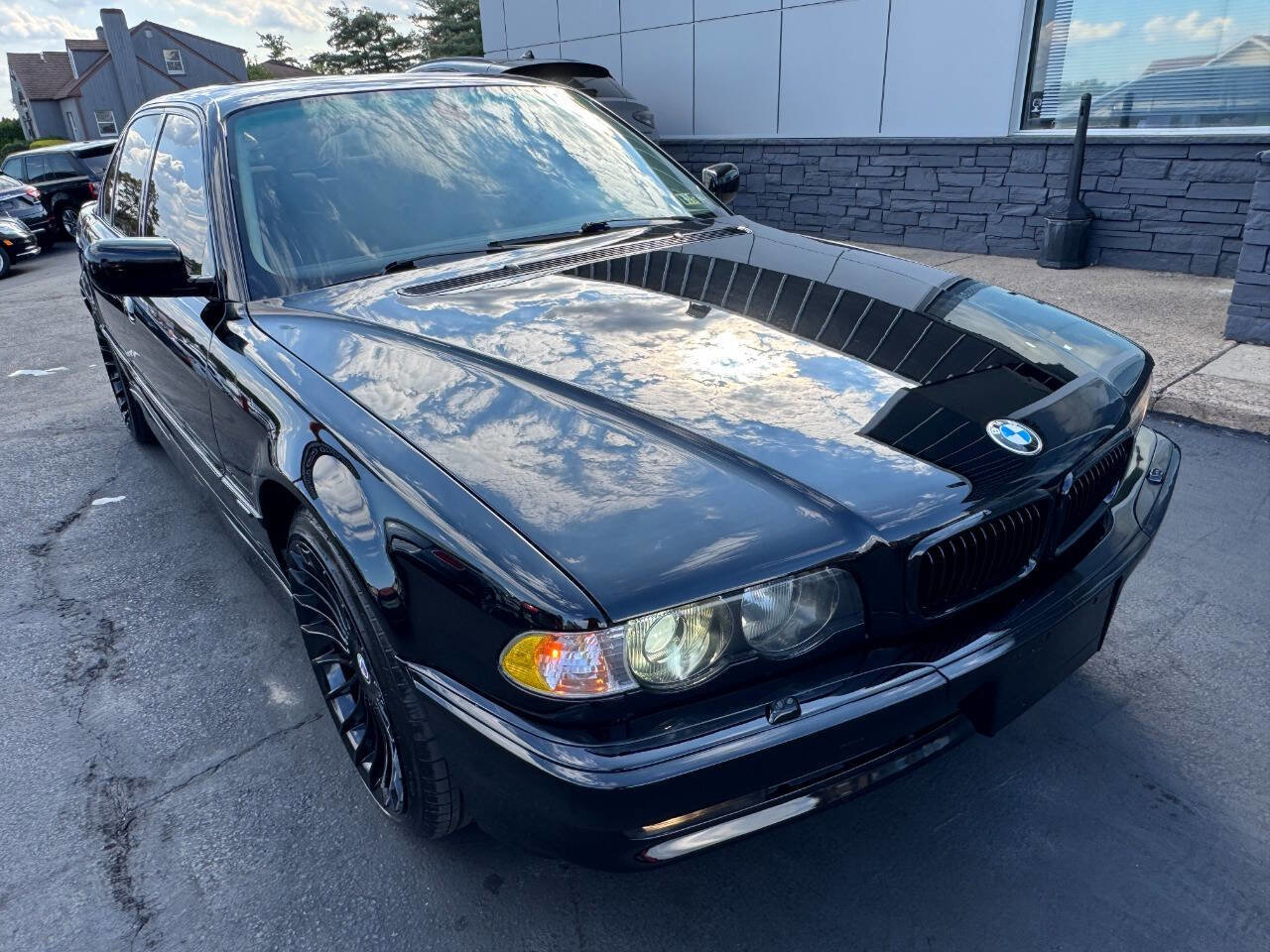 Used 2001 BMW 740i RWD image 11