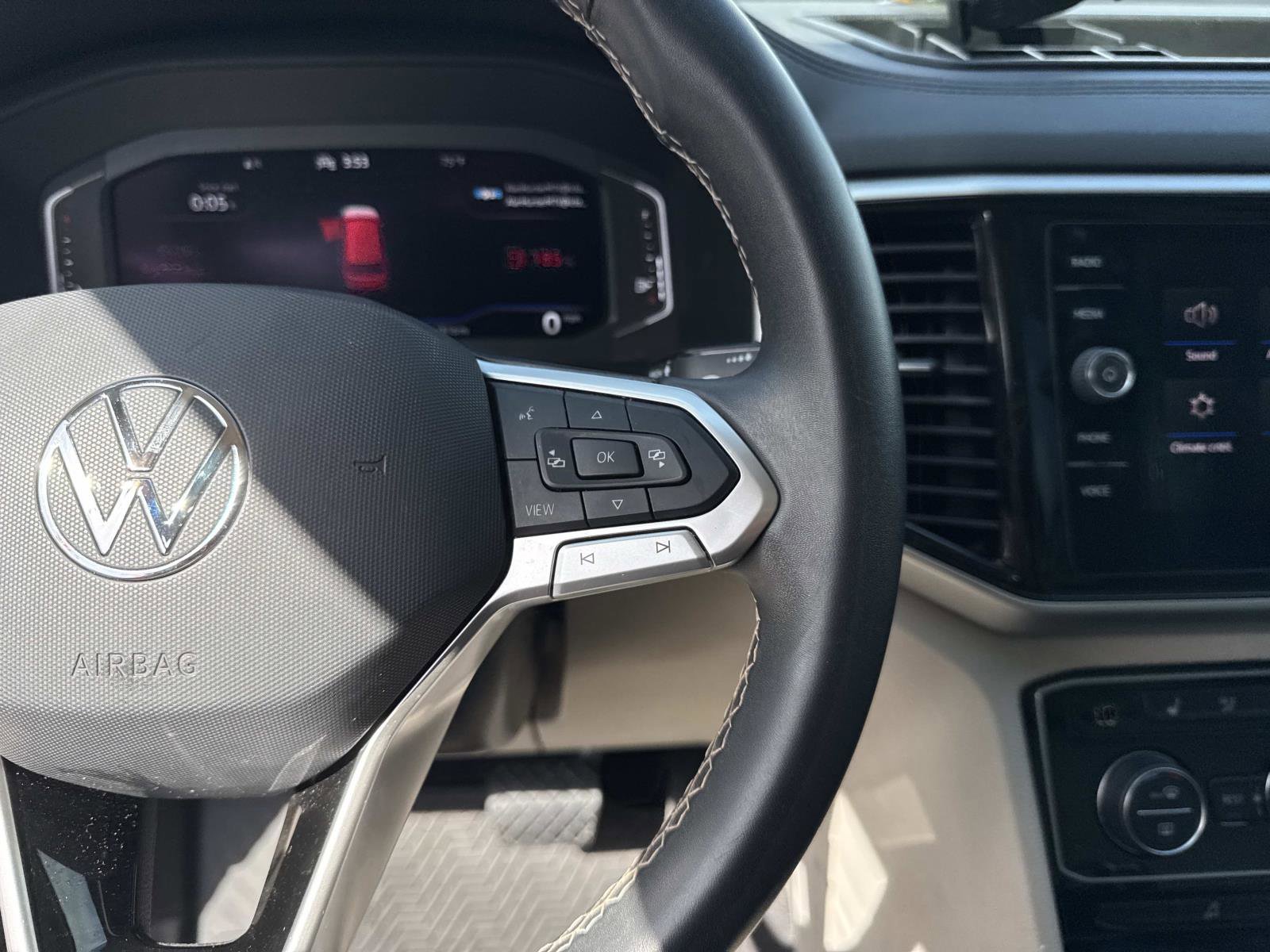 Used 2022 Volkswagen Atlas SE image 24