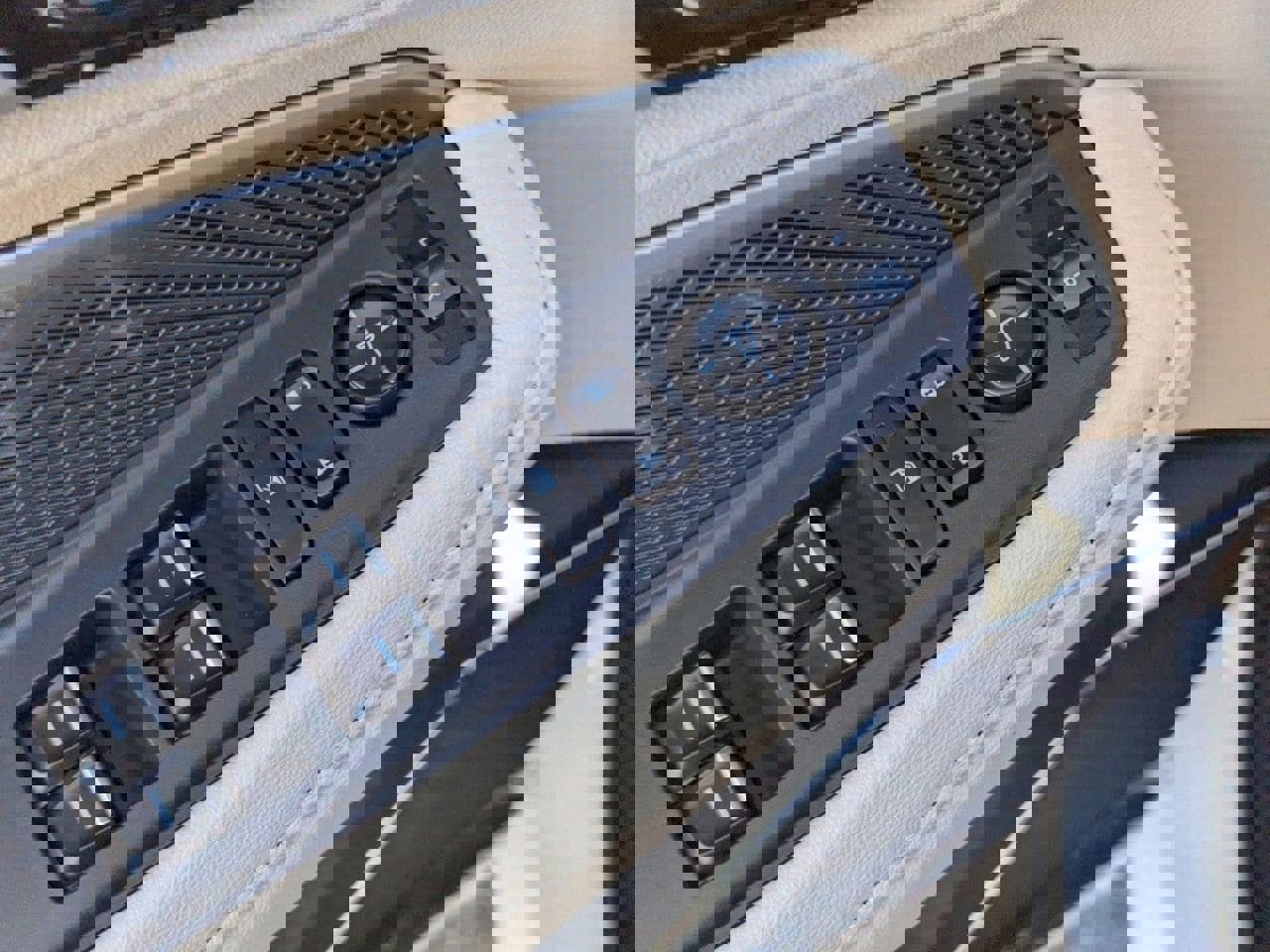 New 2026 Acura MDX SH-AWD image 17