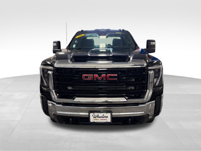 Certified 2026 GMC Sierra 3500 Pro w/ Convenience Package AWD/4WD image 10