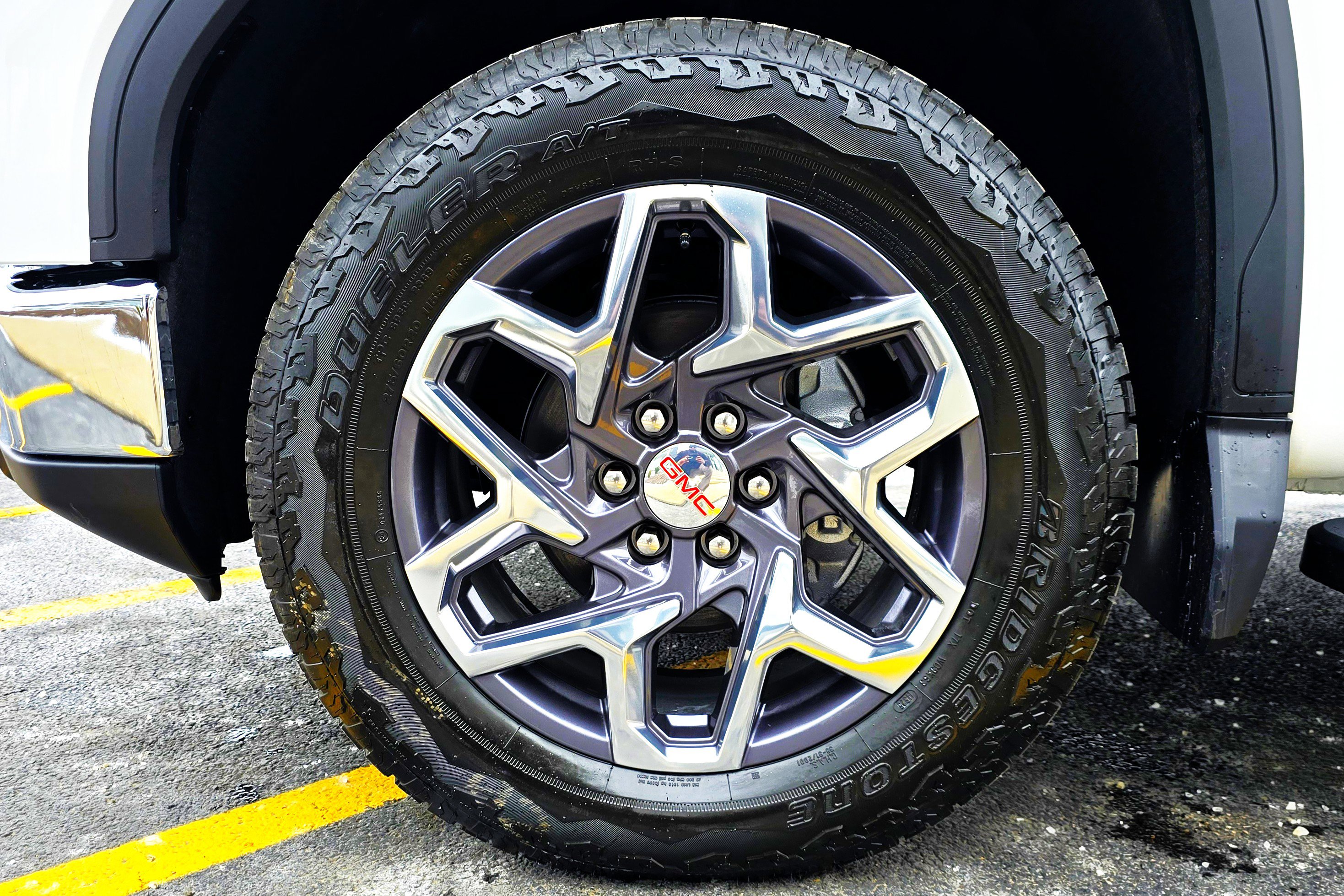 New 2026 GMC Sierra 1500 SLT w/ SLT Premium Plus Package image 11