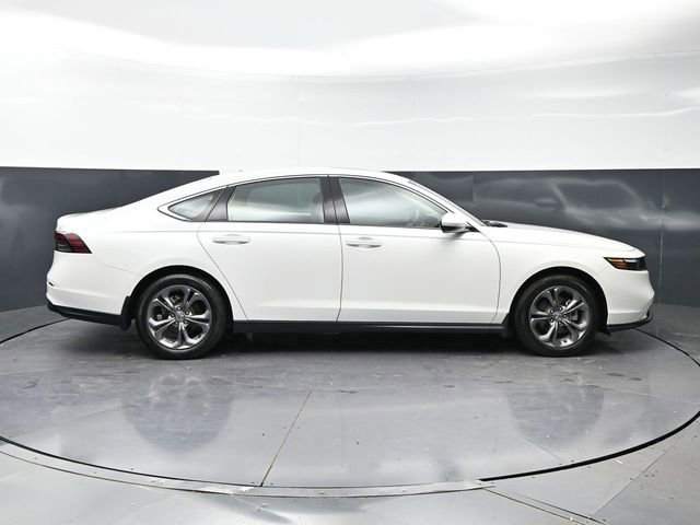 Used 2024 Honda Accord EX image 4