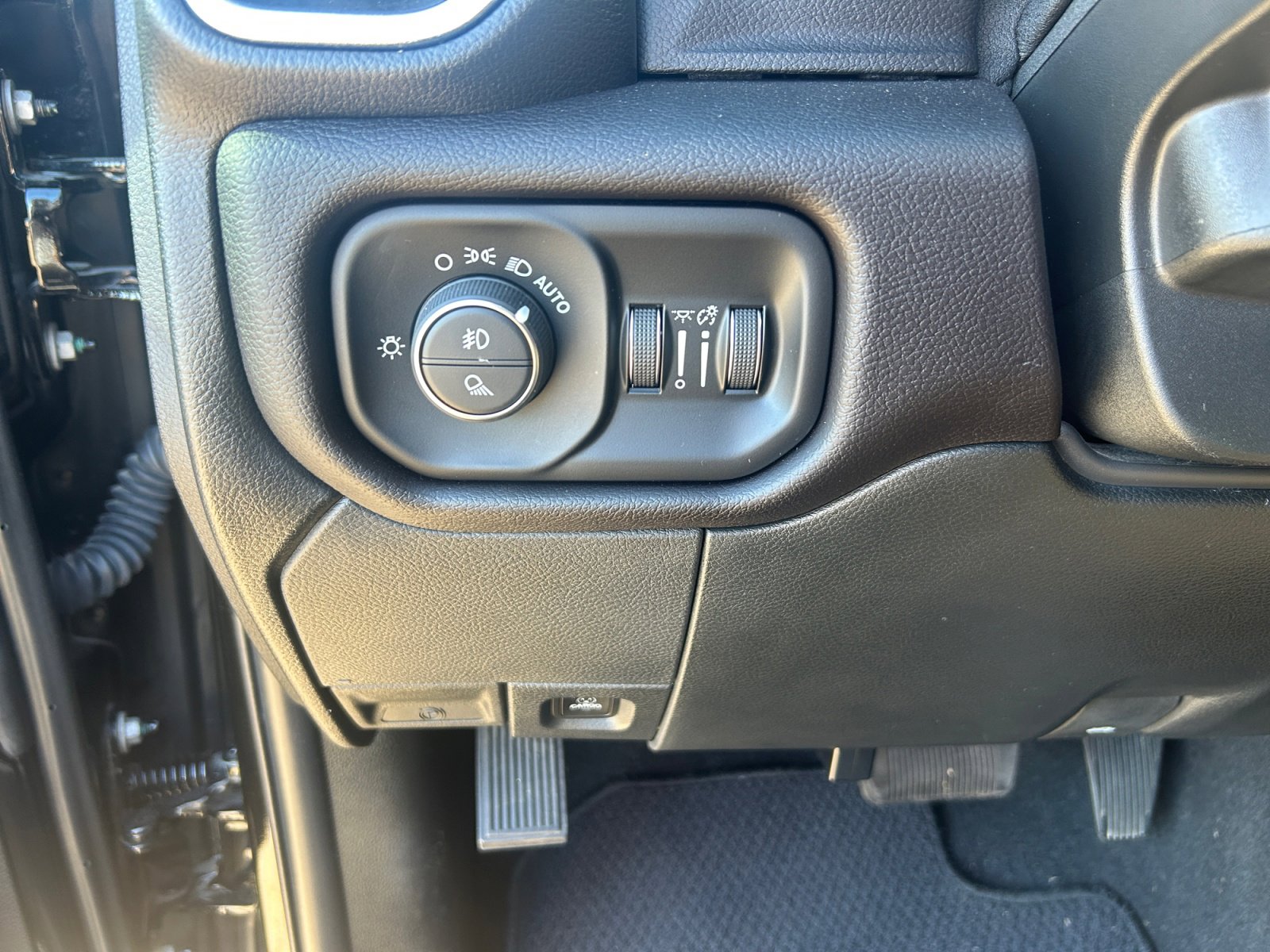 Used 2023 RAM 2500 Laramie image 27