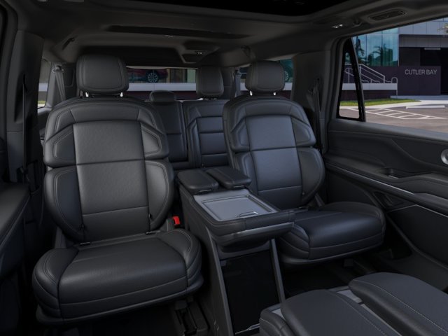 New 2025 Lincoln Navigator L Reserve w/ Jet Appearance Package AWD/4WD image 11