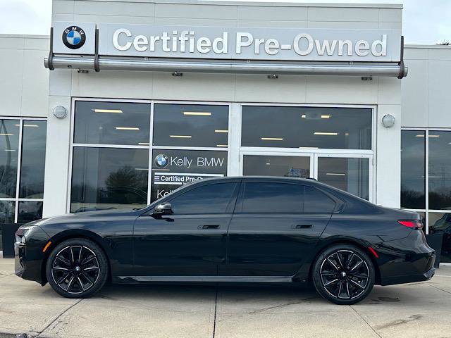 Certified 2023 BMW 760i xDrive w/ Executive Package image 5