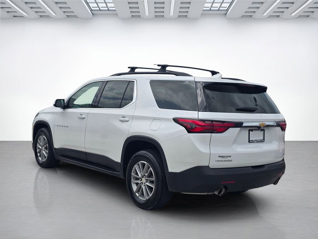 Used 2023 Chevrolet Traverse LT FWD image 5