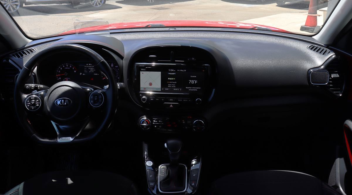 Used 2021 Kia Soul Turbo FWD image 32