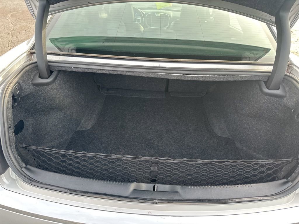 Used 2012 Chrysler 300 Limited image 23