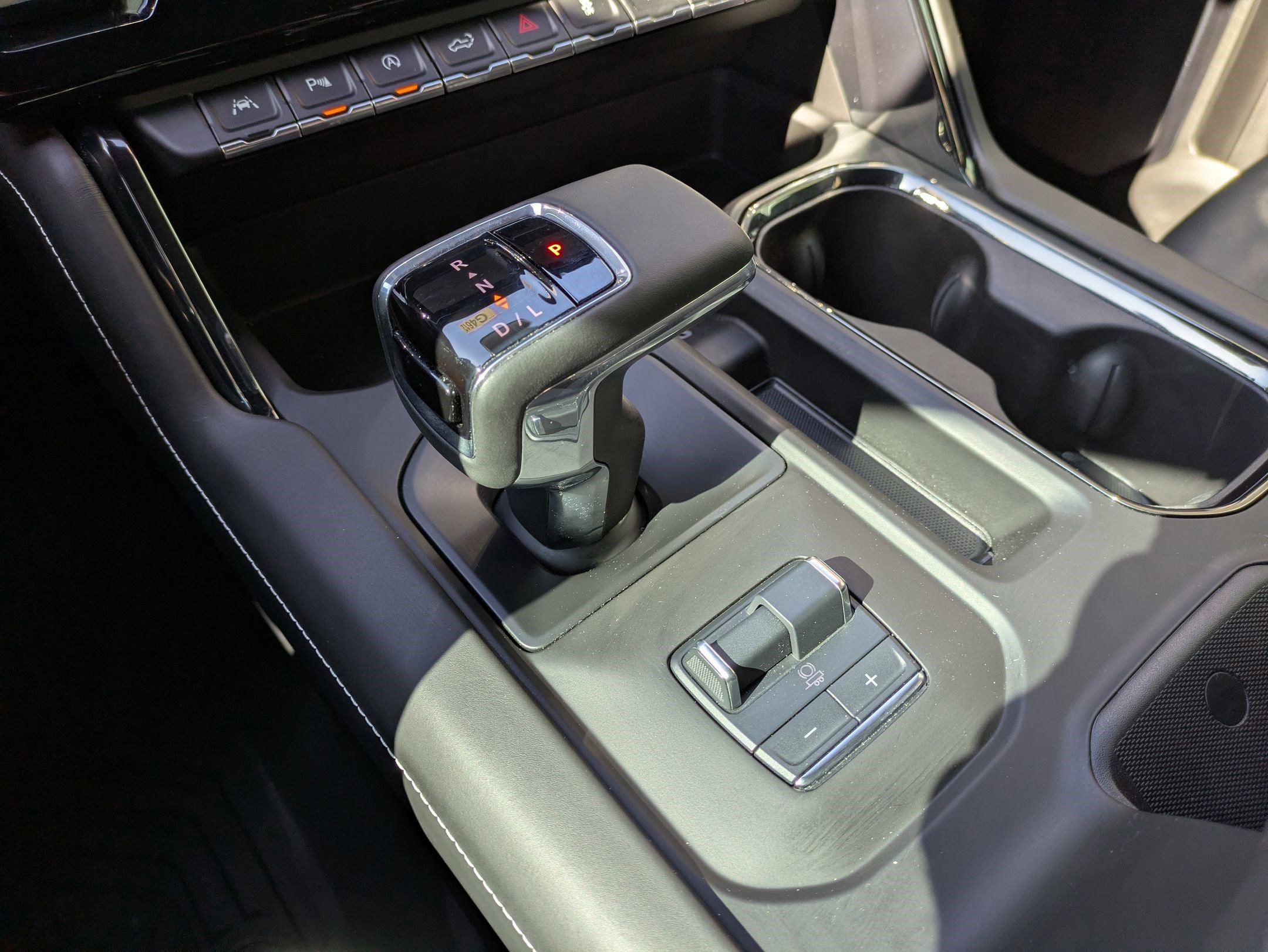 Certified 2024 GMC Sierra 1500 AT4X w/ AT4X AEV Edition image 23