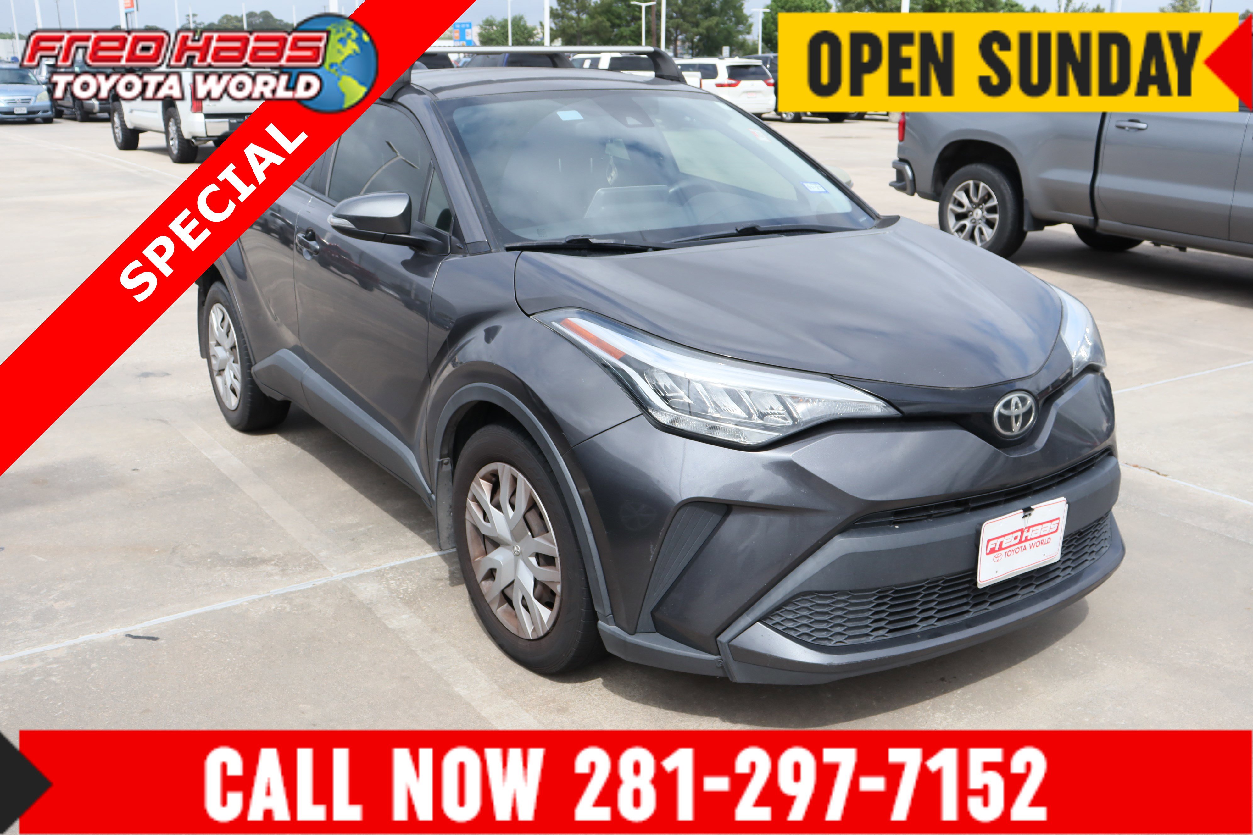 Used 2020 Toyota C-HR LE image 1