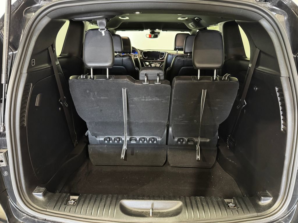 Used 2025 Chrysler Pacifica Select FWD image 28