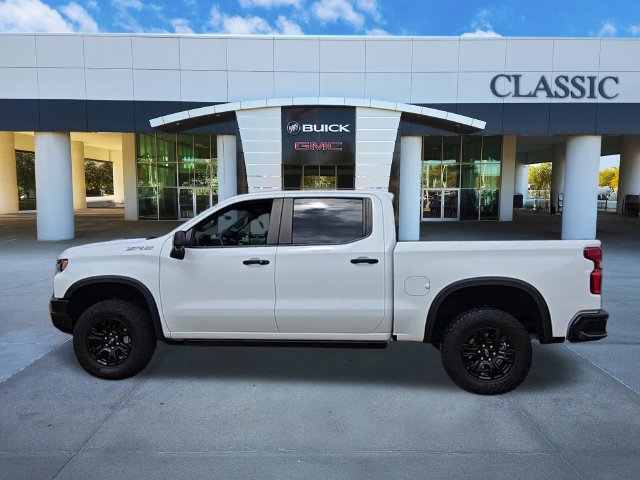 Used 2024 Chevrolet Silverado 1500 ZR2 w/ Technology Package AWD/4WD image 5