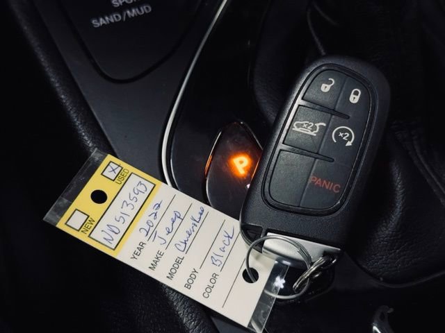 Used 2022 Jeep Cherokee Limited image 40