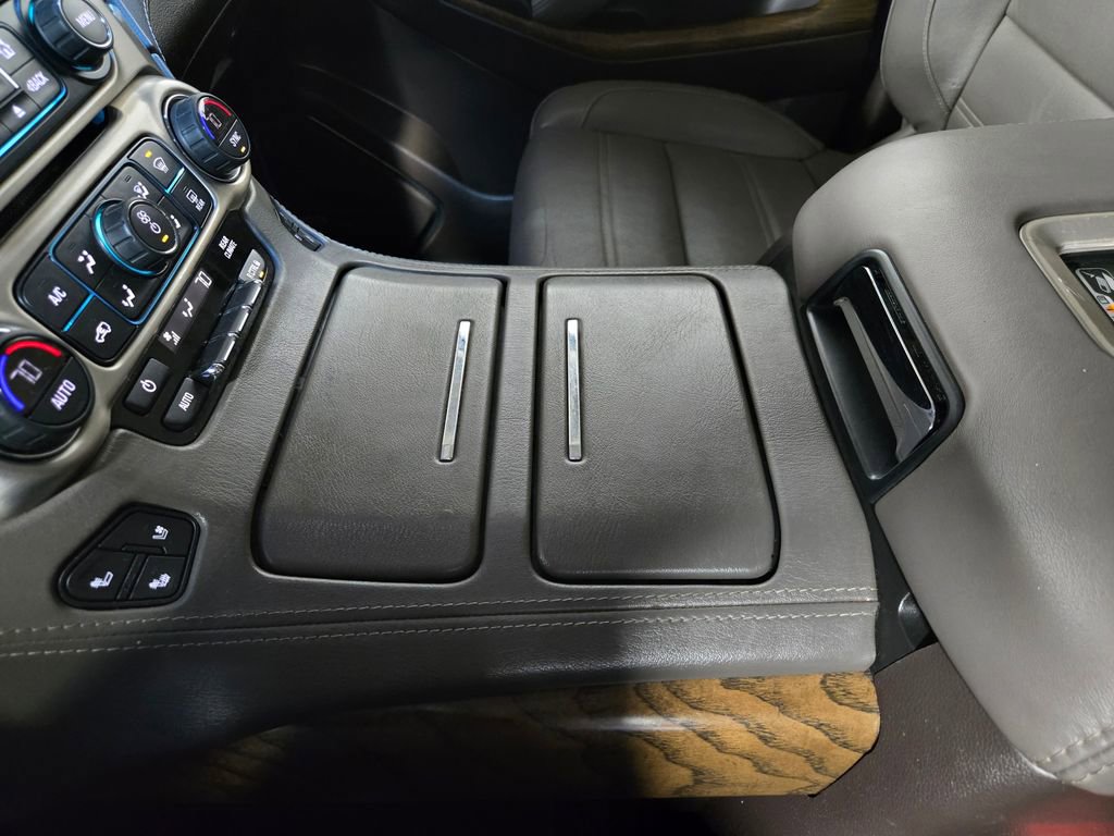 Used 2019 GMC Yukon XL Denali w/ Open Road Package image 29