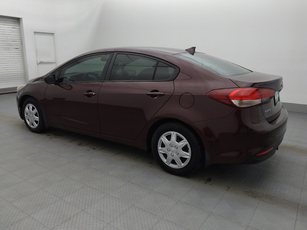 Used 2017 Kia Forte LX w/ LX Popular Package image 3