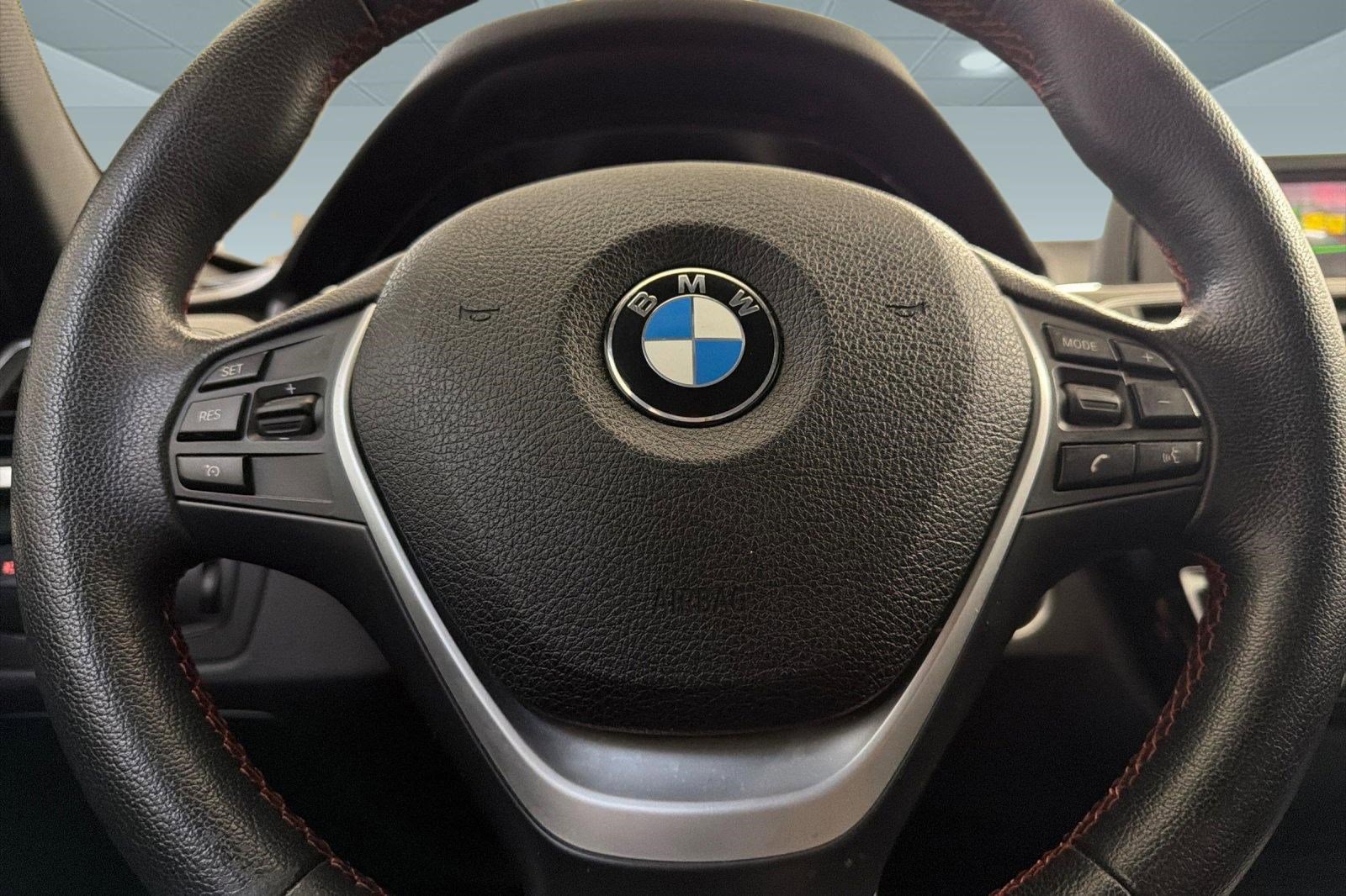 Used 2016 BMW 328i Sedan RWD image 17