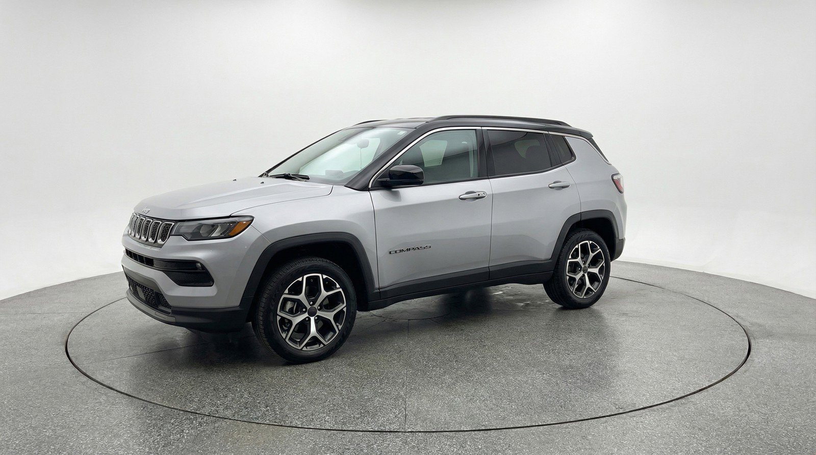 Used 2025 Jeep Compass Limited image 3