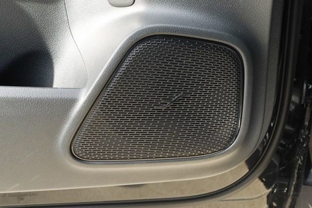 Certified 2024 Mercedes-Benz GLB 250 image 26