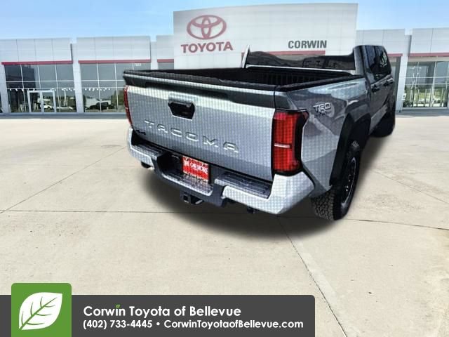 Used 2025 Toyota Tacoma TRD Off-Road AWD/4WD image 6